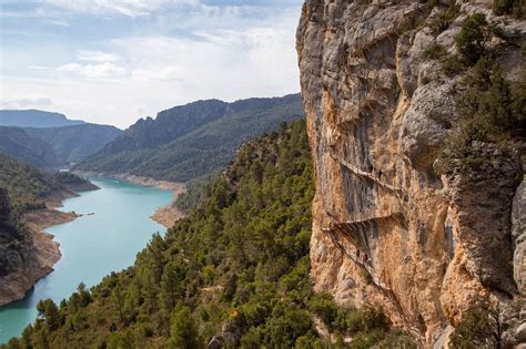 pasarelas de montfalc alojamiento|Pasarelas de Montfalcó y congost de Montrebei